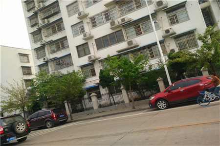 奥韵未来城3室2厅1卫57万78m2精装出售